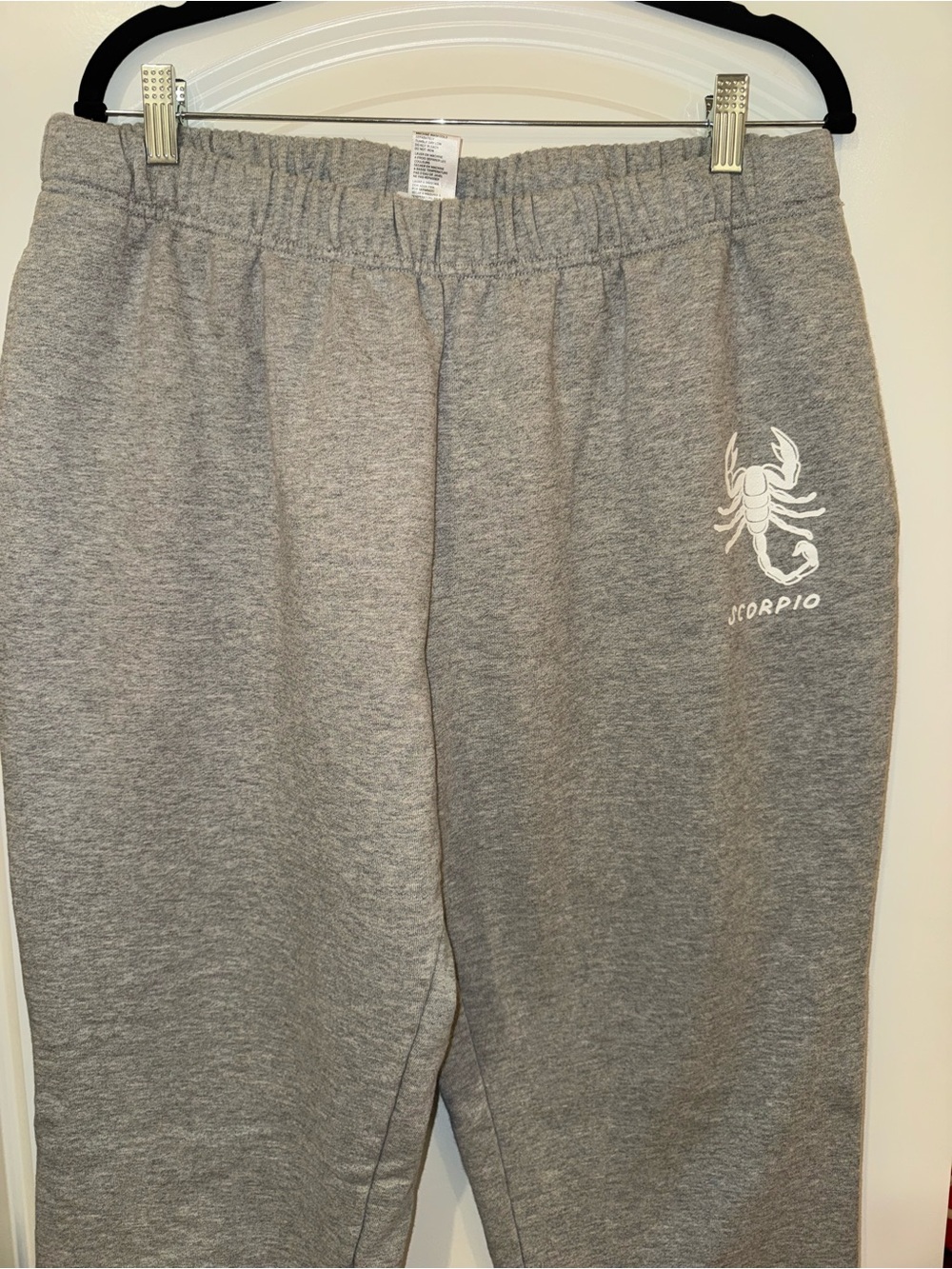 Good American Gray Scorpio Graphic Sweatpants